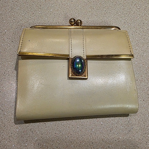 Amity Handbags - Amity Vintage French Wallet Cream Leather Iridescent Gemstone Kiss Lock